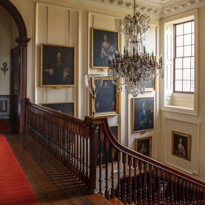 Discover Stanford family history room by room